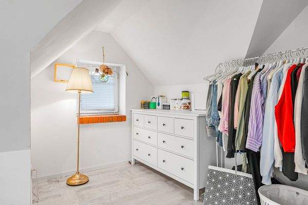 Schlafzimmer III (DG)