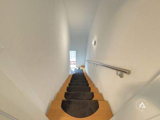 Treppe ins DG