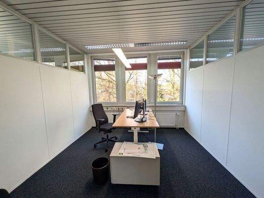 Büro 6