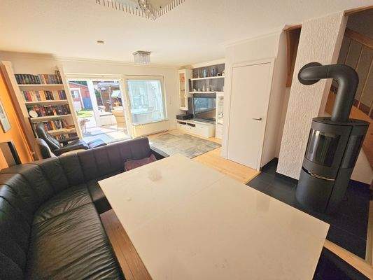 Wohnzimmer Ansicht 4.jpg