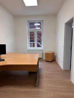 Büro (6).jpeg