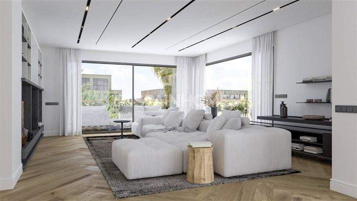 4-Bedroom Flat near Turo Park in Sairra Barcelona