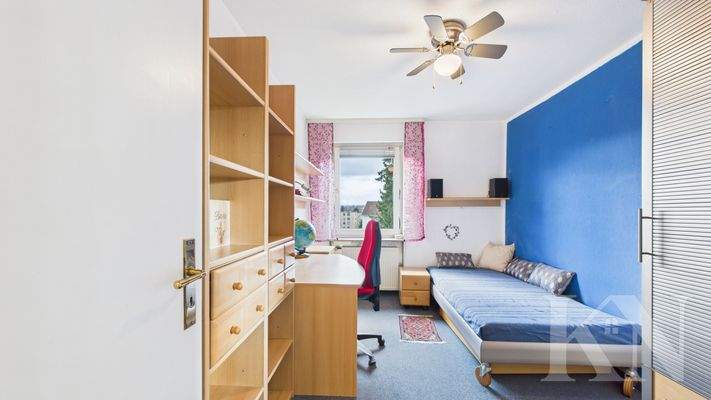 Kinderzimmer/Arbeitszimmer