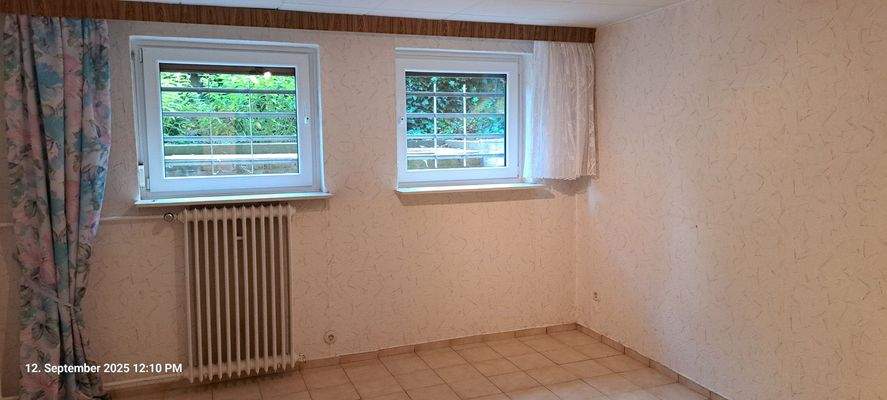 Zimmer im Kellergeschoss