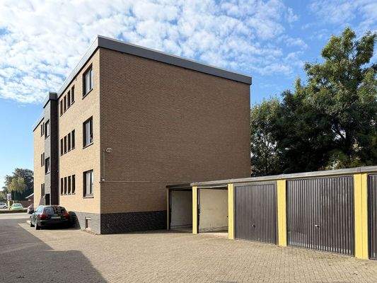 Ansicht hinten Garage