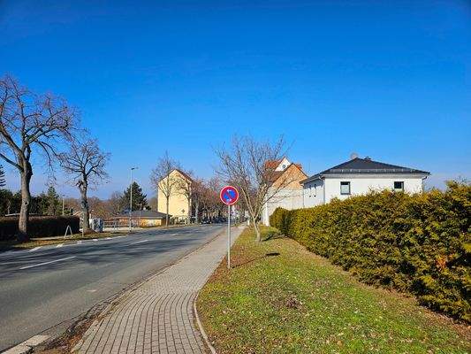 Straßenzug Zeitzer Straße.jpg