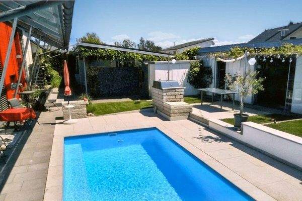 beheizter Außenpool