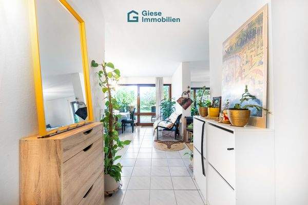 Flur zu Terrasse hin