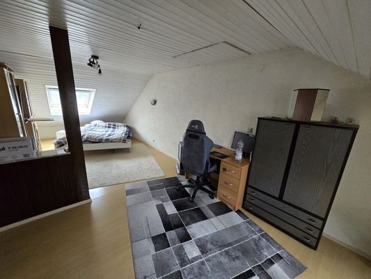 Wohnzimmer DG