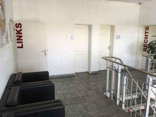 OG Der Flur und Wartebereich