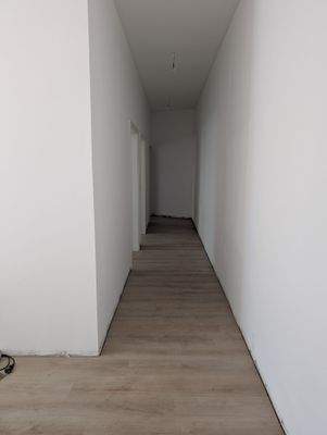 Flur 1.jpg