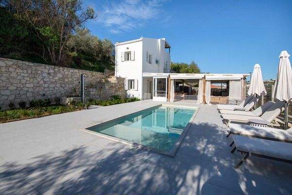 Villa for sale in Almirida Villa for sale in Almirida 33.jpg