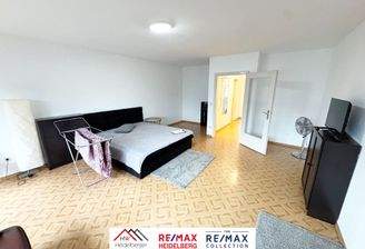 WhatsApp Image 2025-09-24 at 11.00.45 (1)