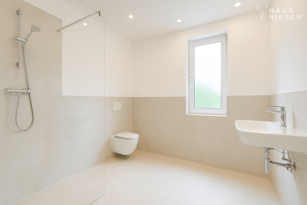 Badezimmer 1.OG Modernisierungsbeispiel 