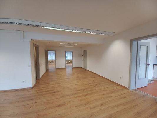 Empfang offener Büroraum (3).jpg