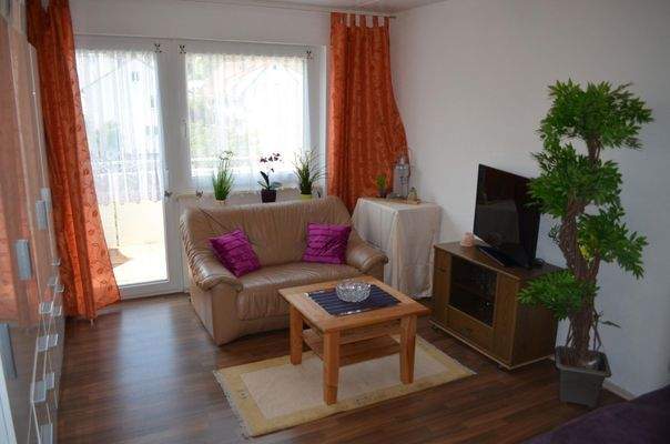 Balkon Zimmer, Süd,jetzt leer 