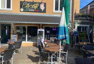 Teilbereich Terrasse Richtung Gastraum