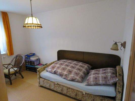 Kinder- bzw. Arbeitszimmer 