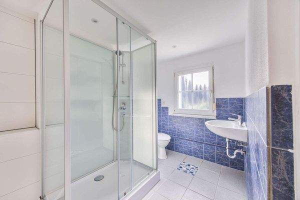 Badezimmer Wohnung 6