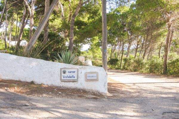 Auffahrt zum Grundstückge