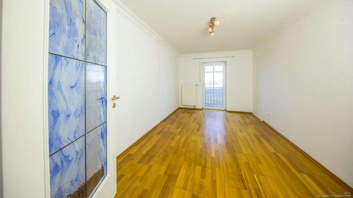 Zugang zum Westbalkon