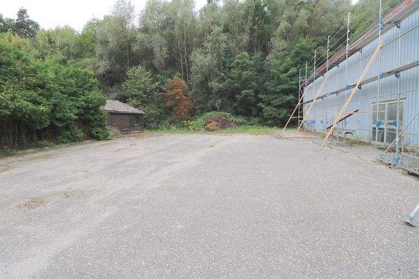 Außenfläche Westseite