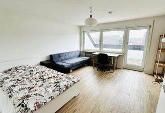 WG-Zimmer 1 mit Loggia