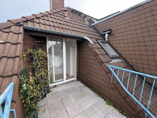 Balkon (Dachgeschoss rechts)