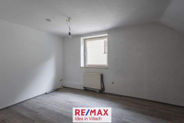 OG_Nebengebäude_Zimmer1