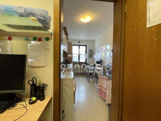 ...direkt dahinter befindet sich der Sozialraum