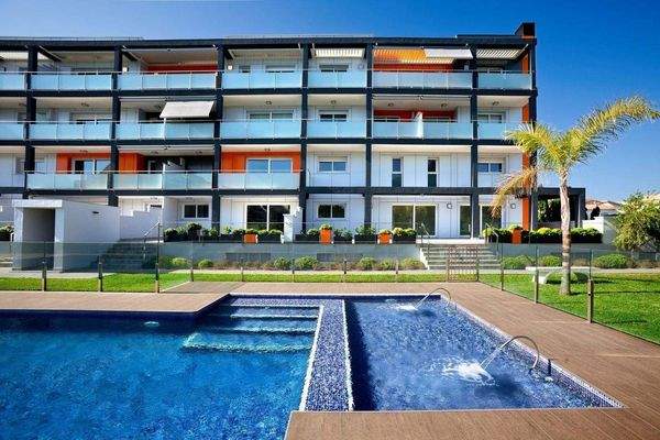 Bovetes Sol comfortable living.JPG