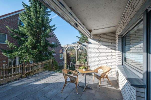 Terrasse der Erdgeschosswohnung - Zugang von der Küche aus