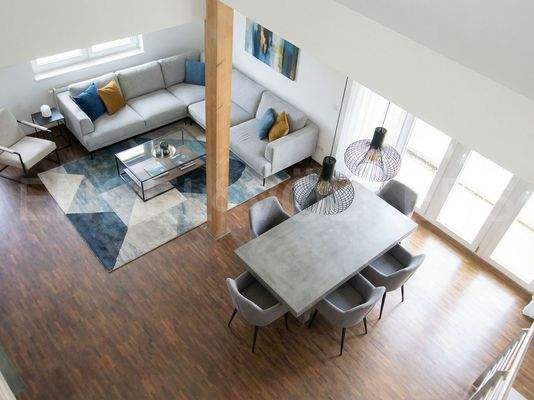 Blick von der Galerie KI