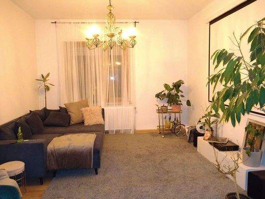 Wohnzimmer  1. OG li