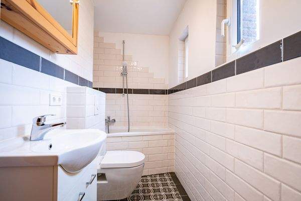 Vorderhaus - Bad im Erdgeschoss