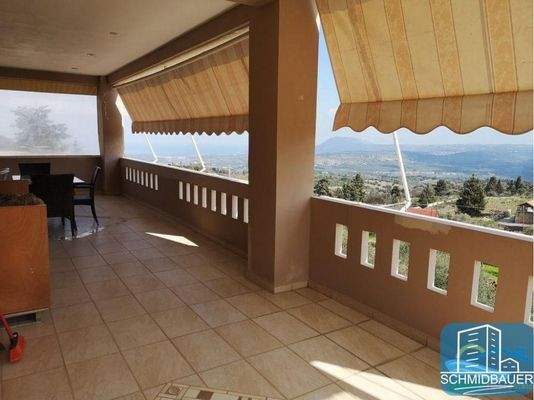 Kreta, Melidoni: Großzügiges und luxuriös gebautes Haus im Apokoronas zu verkaufen