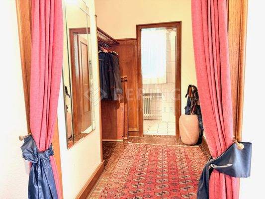 Garderobe mit Gäste-WC