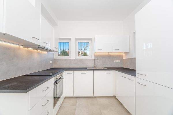 Hochwertige Einbauküche