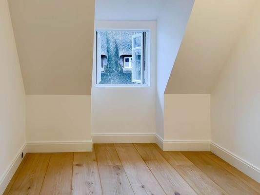 Schlafen 2 im OG.jpg