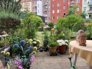 Blick von der Terrassentüre aus.