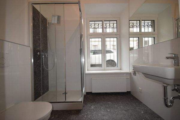 Badebereich - Charmantes 2 Zimmer Atelier Kauf 15. Bezirk Wien