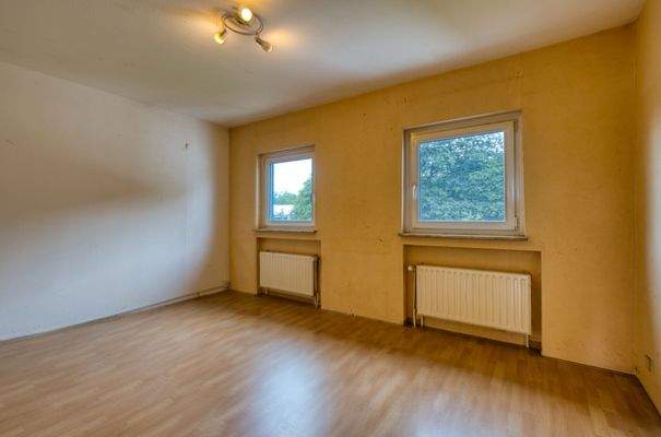 Lichtdurchflutetes Schlafzimmer