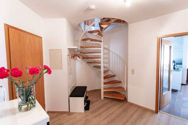 Diele/Treppenaufgang in den Spitzboden