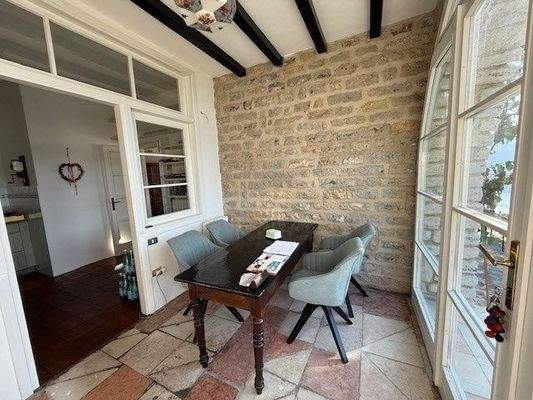 kleines Zimmer mit Gartenblick.jpg