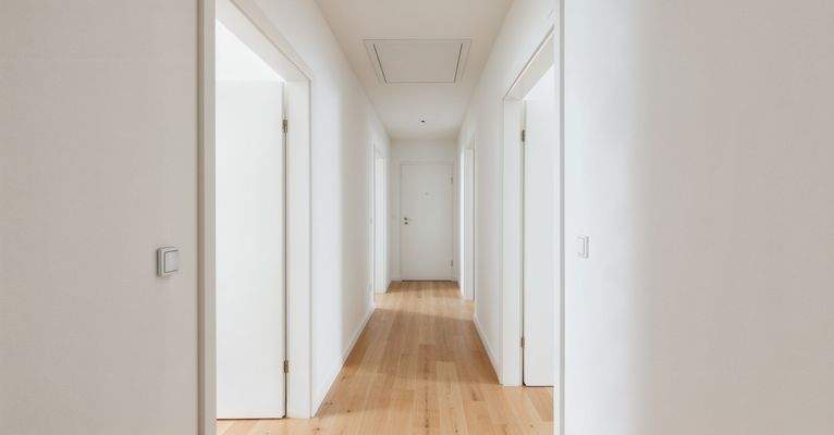 Flur DG - (KI generiert)