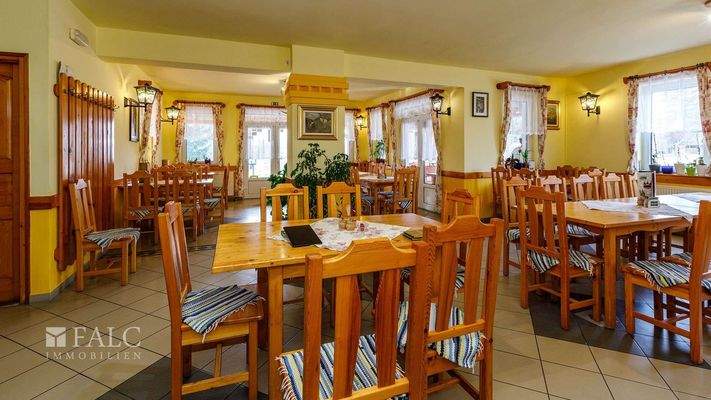 exclusive66163-017hd