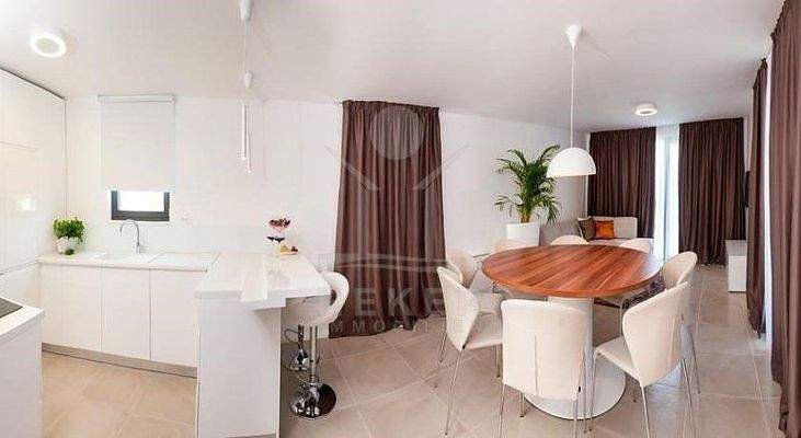 Modernes und lichtdurchströmtes Wohlfühlambiente