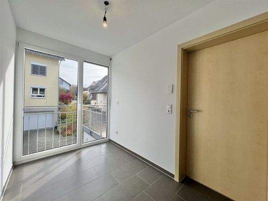 Bodentiefe Fenster im Flur OG mit Zugang zum Balko