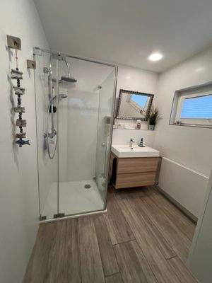 EG. Duschbad 2.JPG