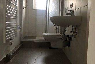 Vockerode Griesenerstraße 27, EG links 3 Raum Bad